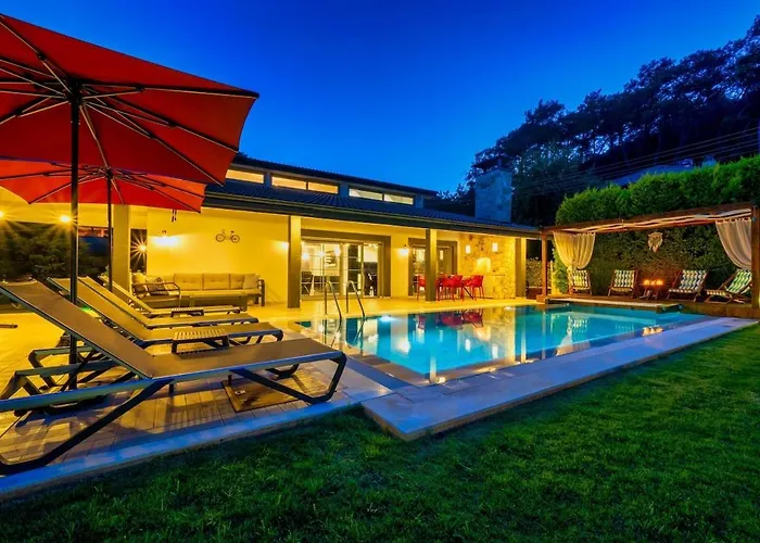 Yakamoz Φετιγιέ